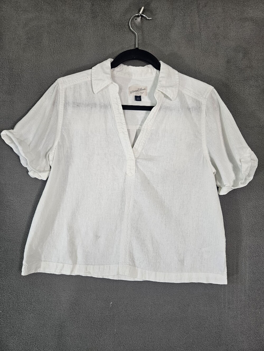 Universal Thread Womens Small Boxy Polo Shirt Linen Blend White Vneck Minimalist